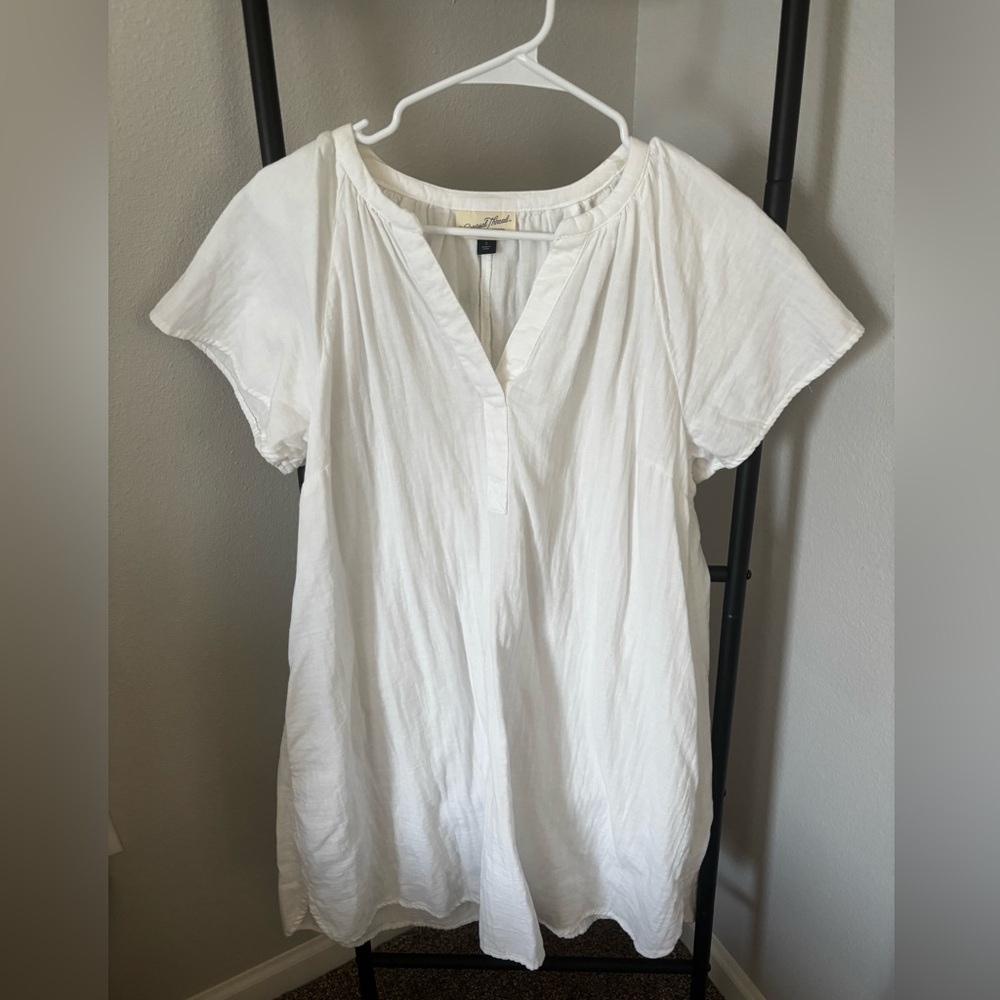 Universal Thread White Blouse